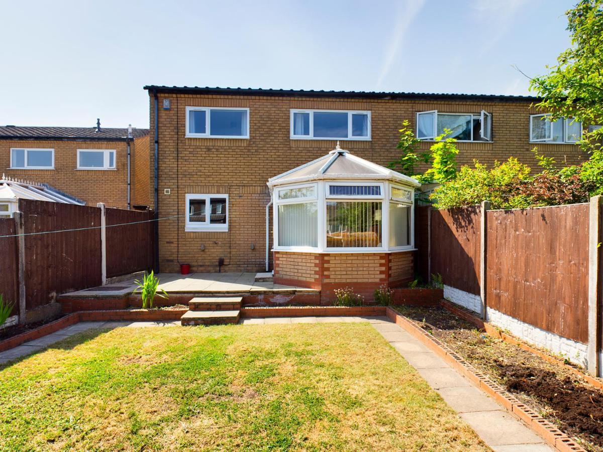 247 Serviced Accommodation In Telford- 3Br House ภายนอก รูปภาพ